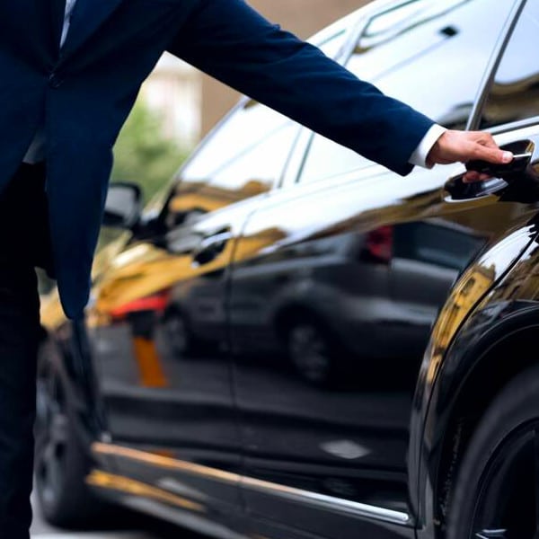 Navette et transports par concierge privé à Bordeaux et Arcachon